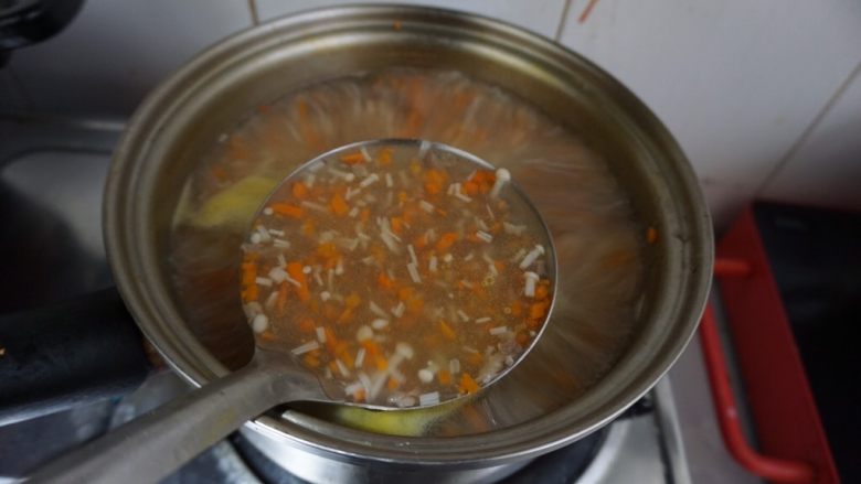 牛肉羹,鲜掉眉毛了!,成这种状态的羹,材料均匀的分布在羹中。状态很重要!