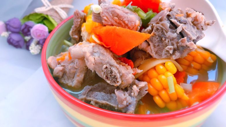 百合枸杞排骨汤