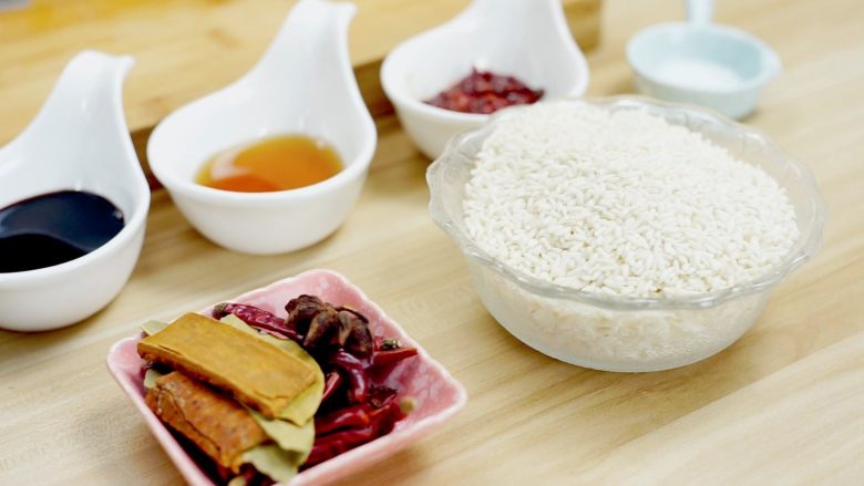 米饭天敌——从打米粉开始的一碗鲜香粉蒸肉,材料集合啦!!!