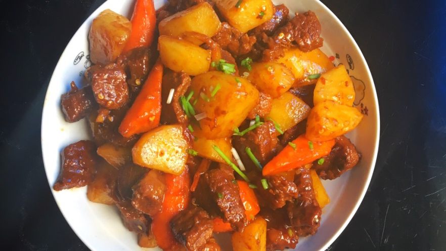 土豆炖牛肉
