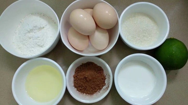 斑马纹戚风蛋糕(8寸版),准备食材。