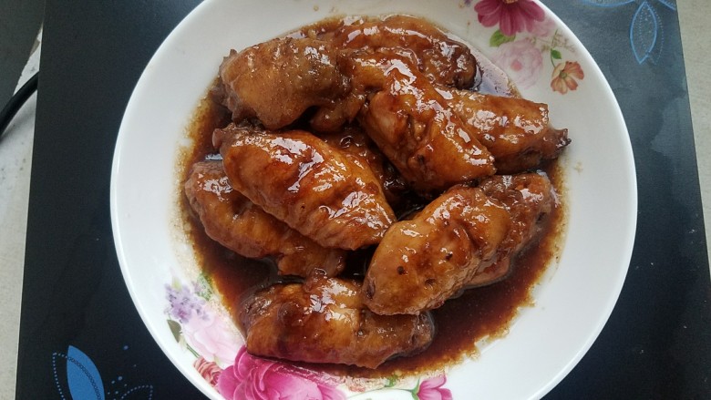 可乐鸡翅,过开水一遍捞出