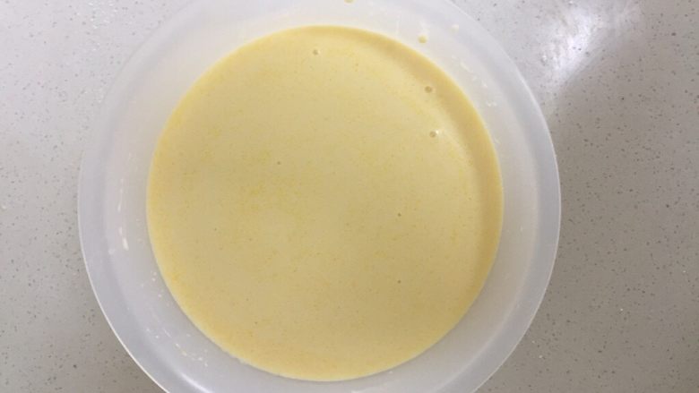 法式超薄千层
,过筛之后，静置20分钟再用
