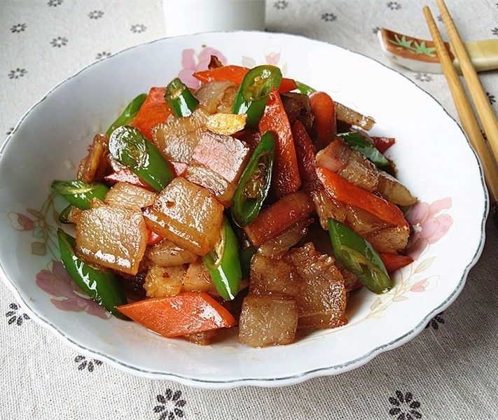 无肉不欢+杭椒炒咸肉,成品图