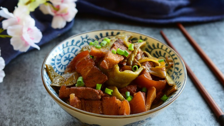 无肉不欢+红烧肉炖豆角