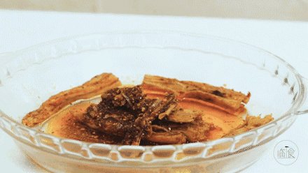 吃了这根辣条!就是儿时魂牵梦萦的味道!,美味辣条制作完成啦