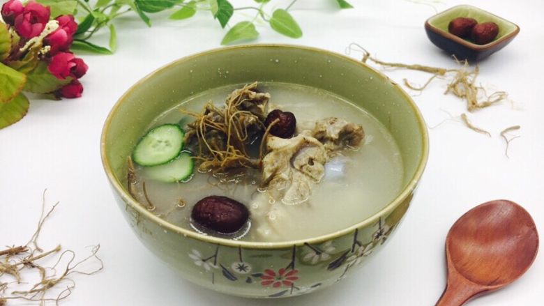 #咸食# 田七大枣煲猪骨汤,成品图