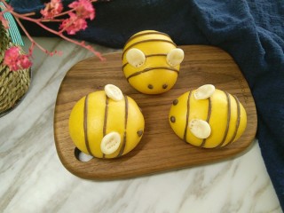 勤劳的小蜜蜂中式馒头