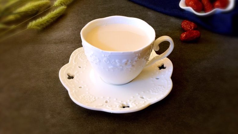 秋冬暖意下午茶-红枣奶茶,成品图