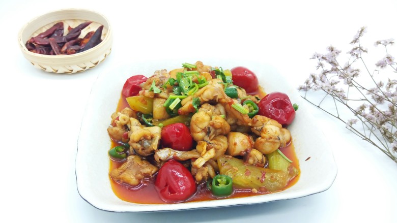#辣味#泡椒莴笋牛蛙,在家也可以自己做泡椒牛蛙了!
