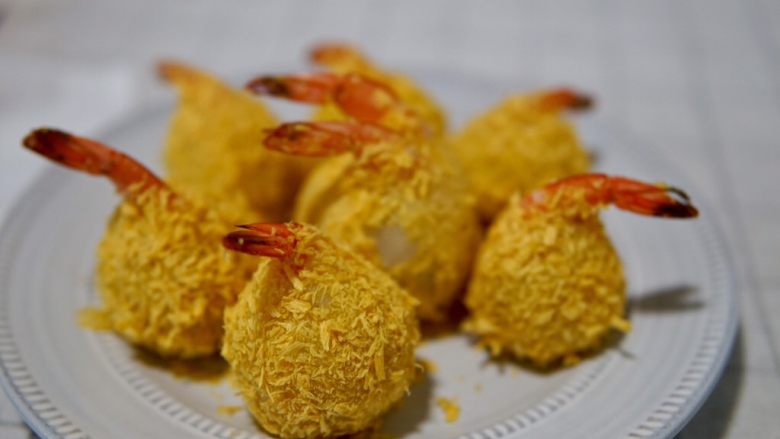 土豆虾球,依次做好所有的土豆虾球