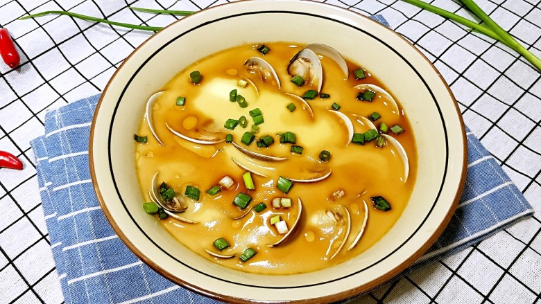 #咸味#文蛤炖蛋,撒上葱花,味道真的好鲜美
