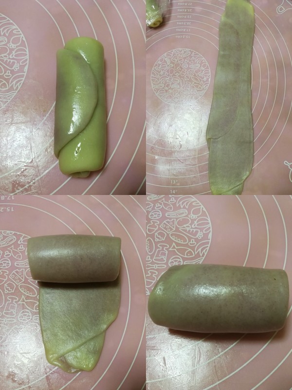 紫薯莲蓉蛋黄酥,进行第二次擀卷,面团收口朝上竖放,稍微按扁,用擀面杖上下轻轻擀开,再自上而下卷起,依次做完5个