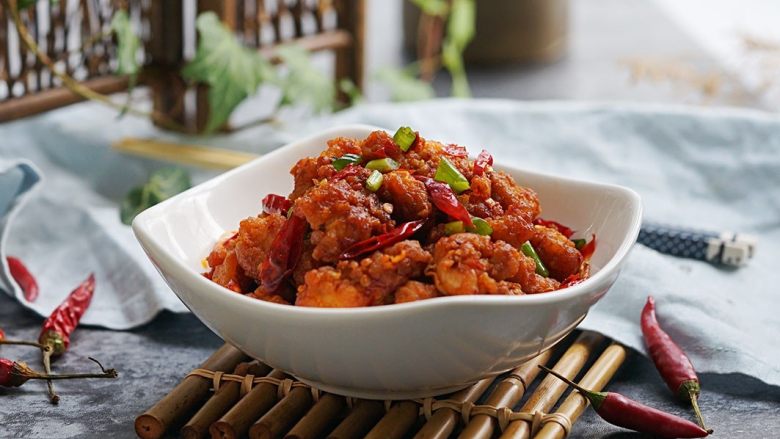 《中餐厅》喊你来吃豆瓣鸡,关火装盘,和家人尽享美味吧