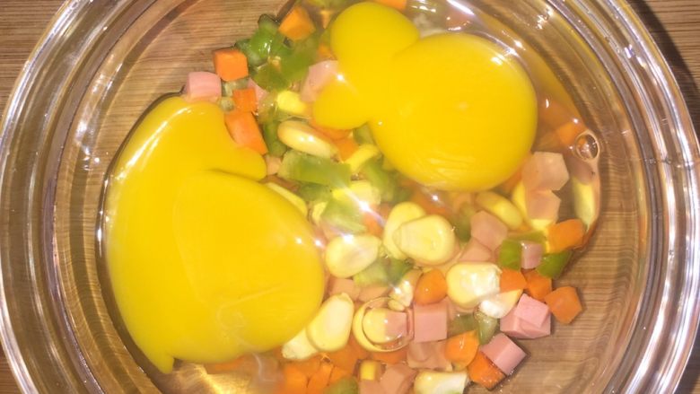 什锦洋葱圈,打入两个<a style='color:red;display:inline-block;' href='/shicai/ 9'>鸡蛋</a>