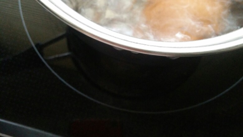 早餐必备——小煮蛋,接着再煮五分钟,就好啦!