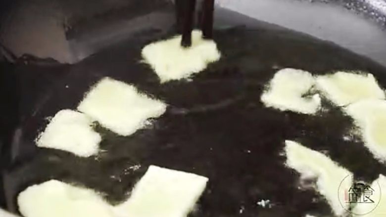 这样做锅巴,一口下去香掉牙!,下锅炸锅巴