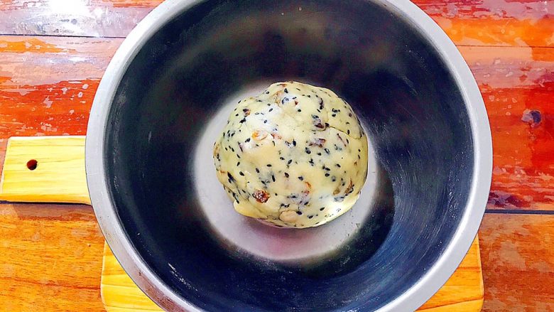 又香又酥的黑芝麻杂果干桃酥,抱团!