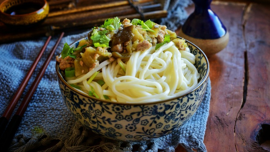 茄子肉末打卤面