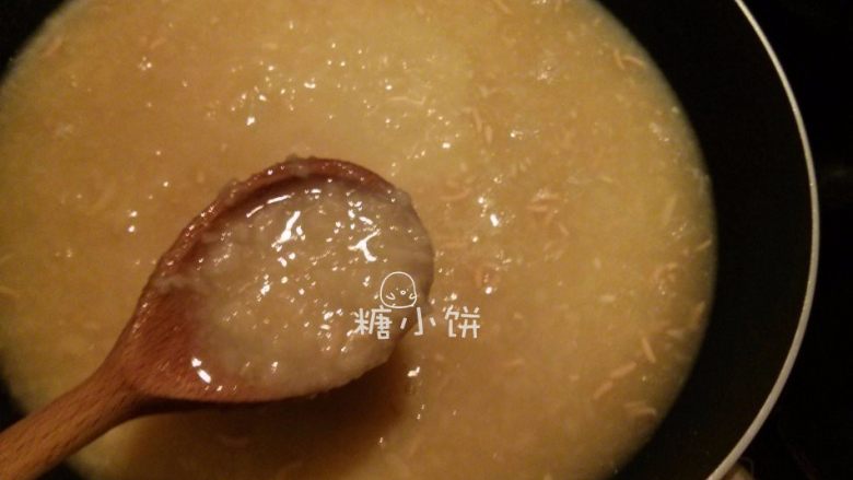 黑美人【奶香曲奇广式月饼】附：自制芸豆馅,压好的芸豆已经很绵很软烂了，不需要搅拌机或者过筛。
当然如果想再用搅拌机打碎或者过筛一下让它更细腻的话也无不可。