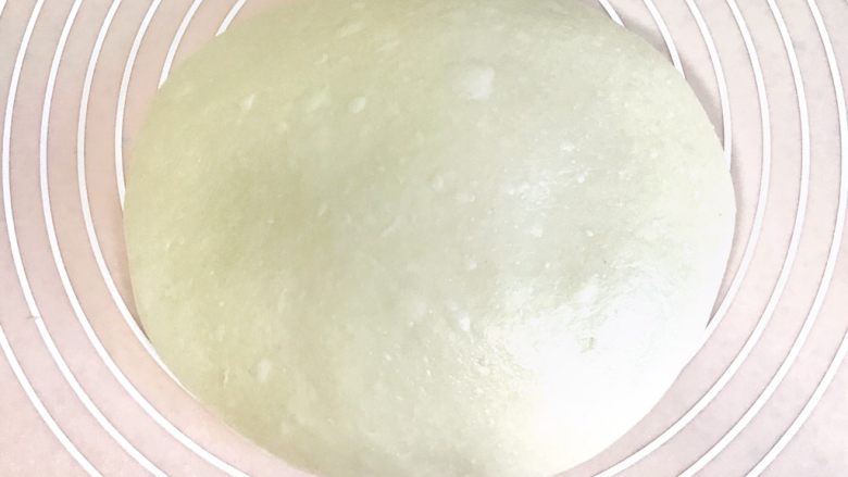 椰香浓郁的大理石豆沙吐司(一次性发酵),团圆面团,光滑细腻,有微量起泡