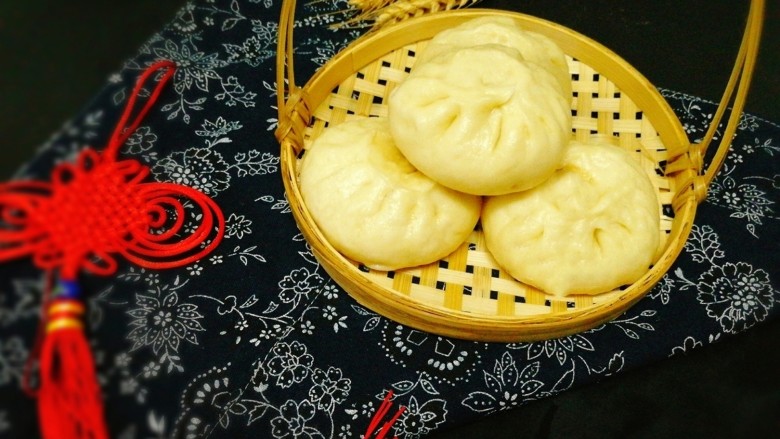 鸡蛋大肉包子,成品图