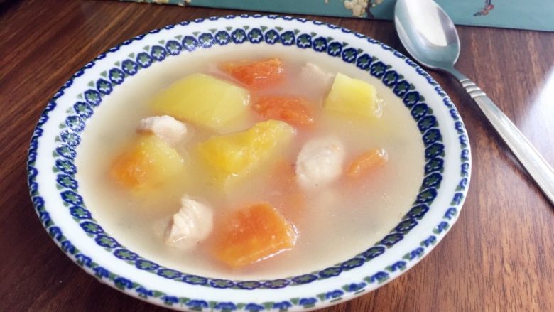 木瓜瘦肉鱼汤,成品图!感谢观赏!