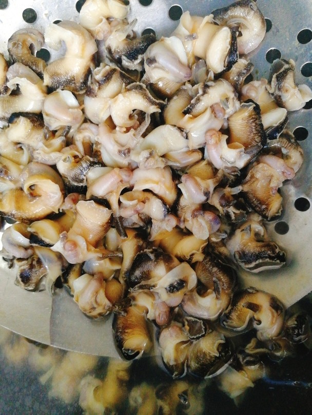 #咸味#双椒炒青螺肉,立马捞出,