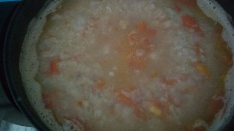 一碗汤+西红柿鸡蛋疙瘩汤,到面汤沸腾之后转中火