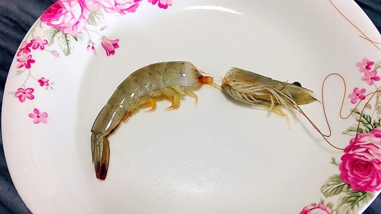 飘香炸虾🍤,去虾头