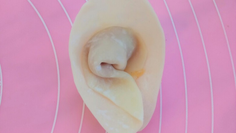 白菜猪肉小馄饨(内附馄饨四种详细包法),再折过来就好了