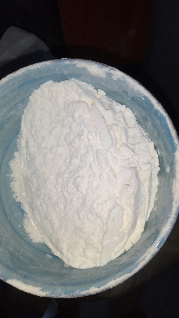 椒盐酥,水油皮150g普通面粉,另制一盆