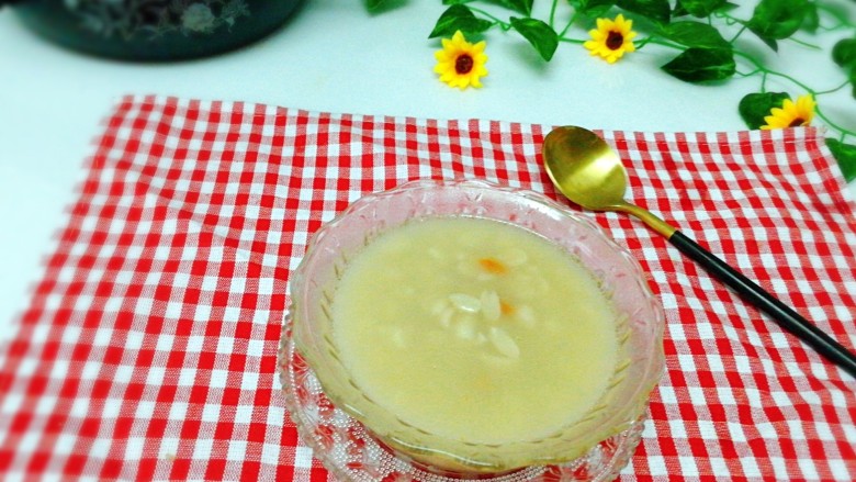 早餐+香浓奶白花生汤