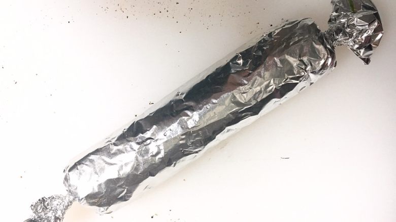鲷鱼莳萝鲜虾卷,一块儿尝尝鲜…………, 一定记得掐紧了卷,卷成大白兔奶糖🍬的样子。(这不是少女心,不卷成这样你会后悔……)