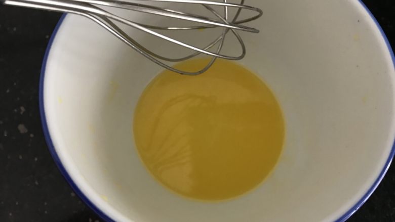 华夫饼~无泡打粉,融化成液体状态