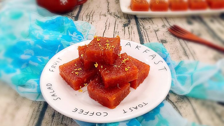 山楂糕,成品图(为了好看,我撒了少许<a style='color:red;display:inline-block;' href='/shicai/ 143337'>干桂花</a>)。