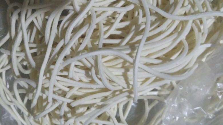 面条🍜,等水烧开