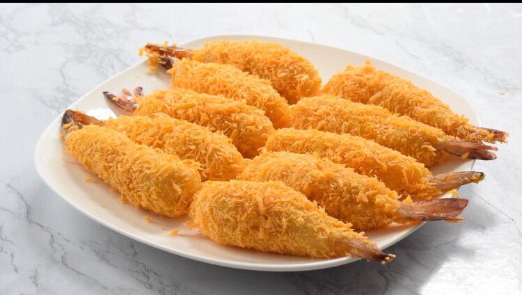 鲜虾可乐饼,依次做好所有的鲜虾胚