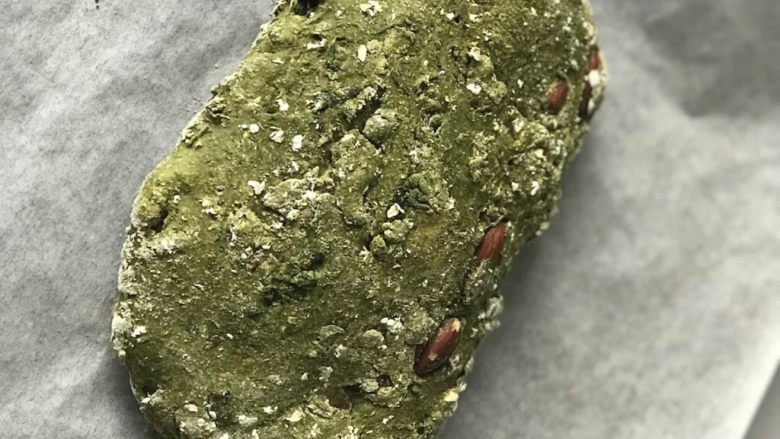 无油无糖意式脆饼,20分钟后拿出来放凉,约15分钟