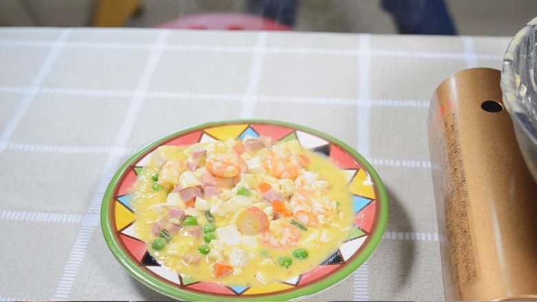 豪华版蟹黄豆腐,关火盛盘,蟹黄豆腐完成