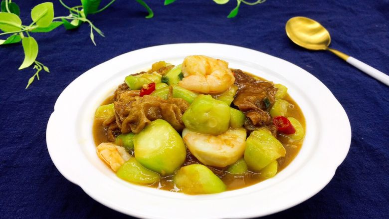 #绿色美食# 下饭神菜 面筋丝瓜煲,成品图