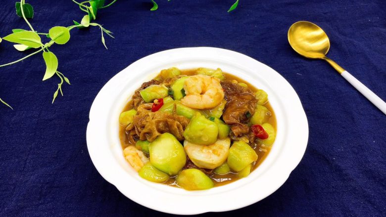 #绿色美食# 下饭神菜 面筋丝瓜煲,成品图
