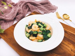 #绿色美食# 黄瓜炒虾仁