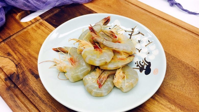 家乡风味饺子 三鲜馅饺子,主要食材:<a style='color:red;display:inline-block;' href='/shicai/ 301'>鲜虾</a>