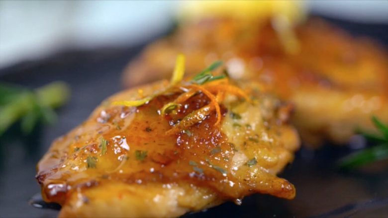 西班牙果酒烤鸡,这道肉香四溢的西班牙果酒烤鸡就完成啦~