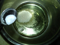 椒盐芝麻馅,将油,糖,盐,倒入大碗