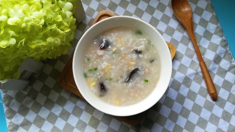栗子皮蛋肉末粥,出锅喽,特别好粗