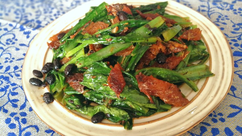 豆鼓鲮鱼油麦菜,豆豉鲮鱼油麦菜,完美搭配。