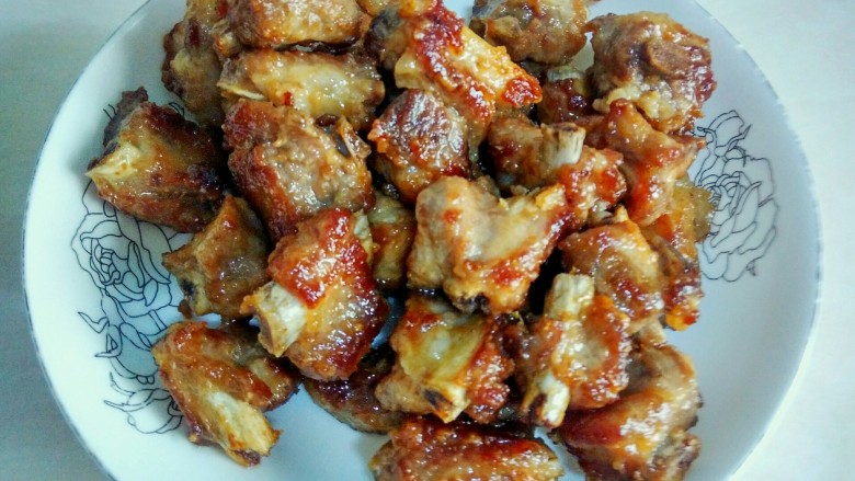 糖醋排骨,将排骨倒出,备用。