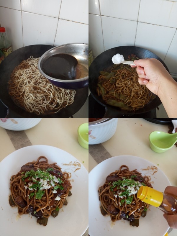 五花肉豆角焖面,加入另一半汤汁，加盐调味。继续收浓汤汁即可，盛出来装盘，撒上蒜末香菜末，滴一滴<a style='color:red;display:inline-block;' href='/shicai/ 847'>香油</a>。喜欢吃辣还可以加辣椒。